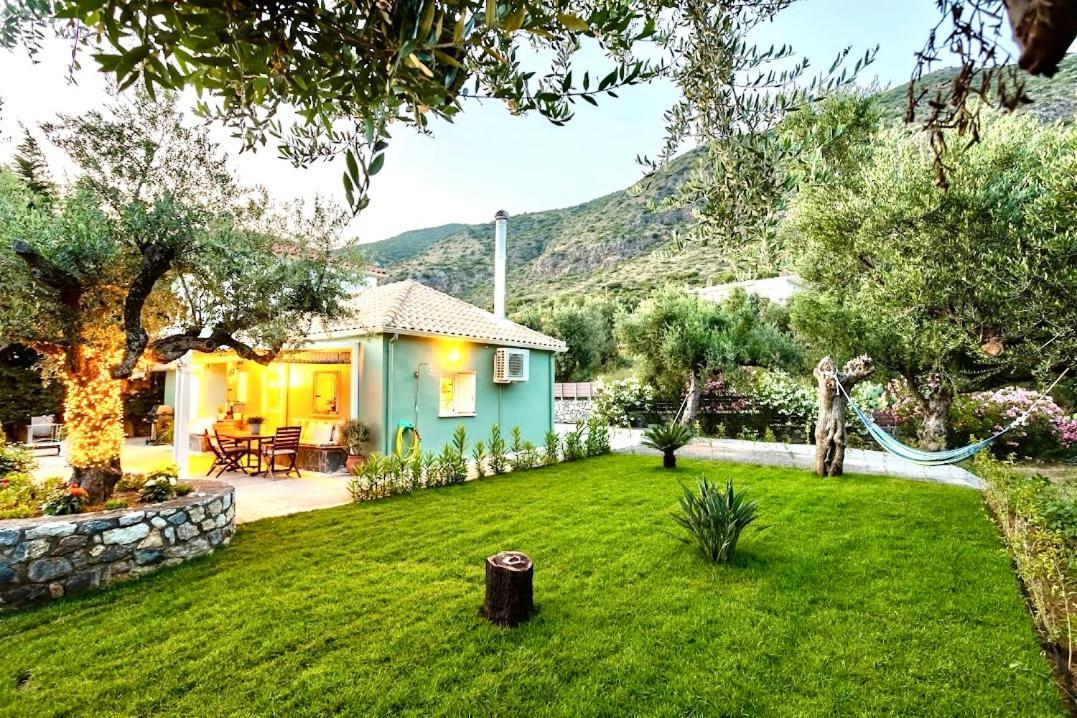 The Secret Garden At Villa Georgia Kalamata Exterior foto