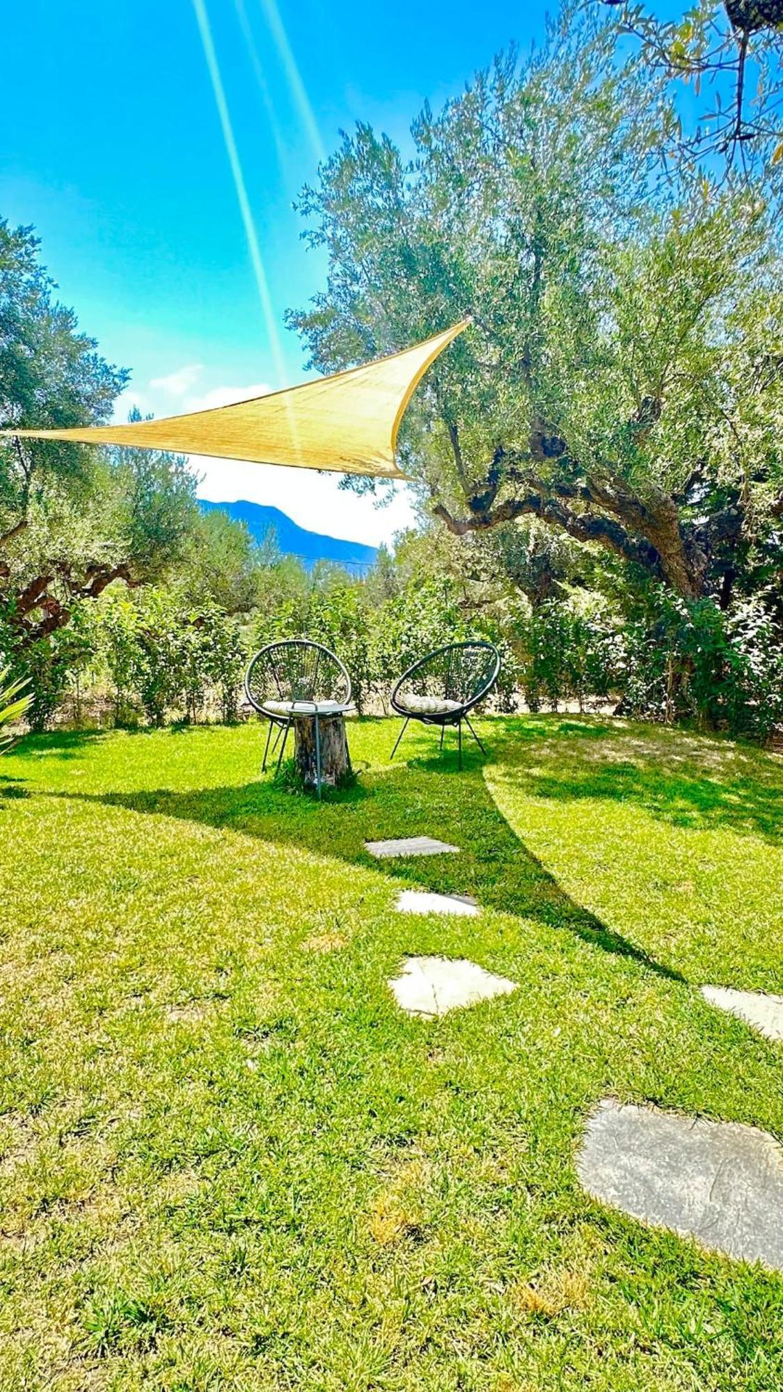The Secret Garden At Villa Georgia Kalamata Exterior foto